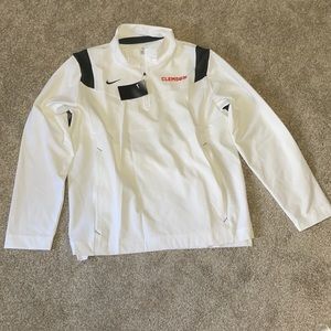 COPY - Brand New! Men’s NIKE LIGHTWEIGHT LS  JACKET